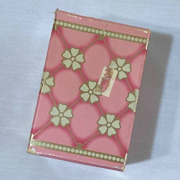 VTG Avon Milk Glass Powder in Original Box - Full - MOONWIND - Picture 8 of 12